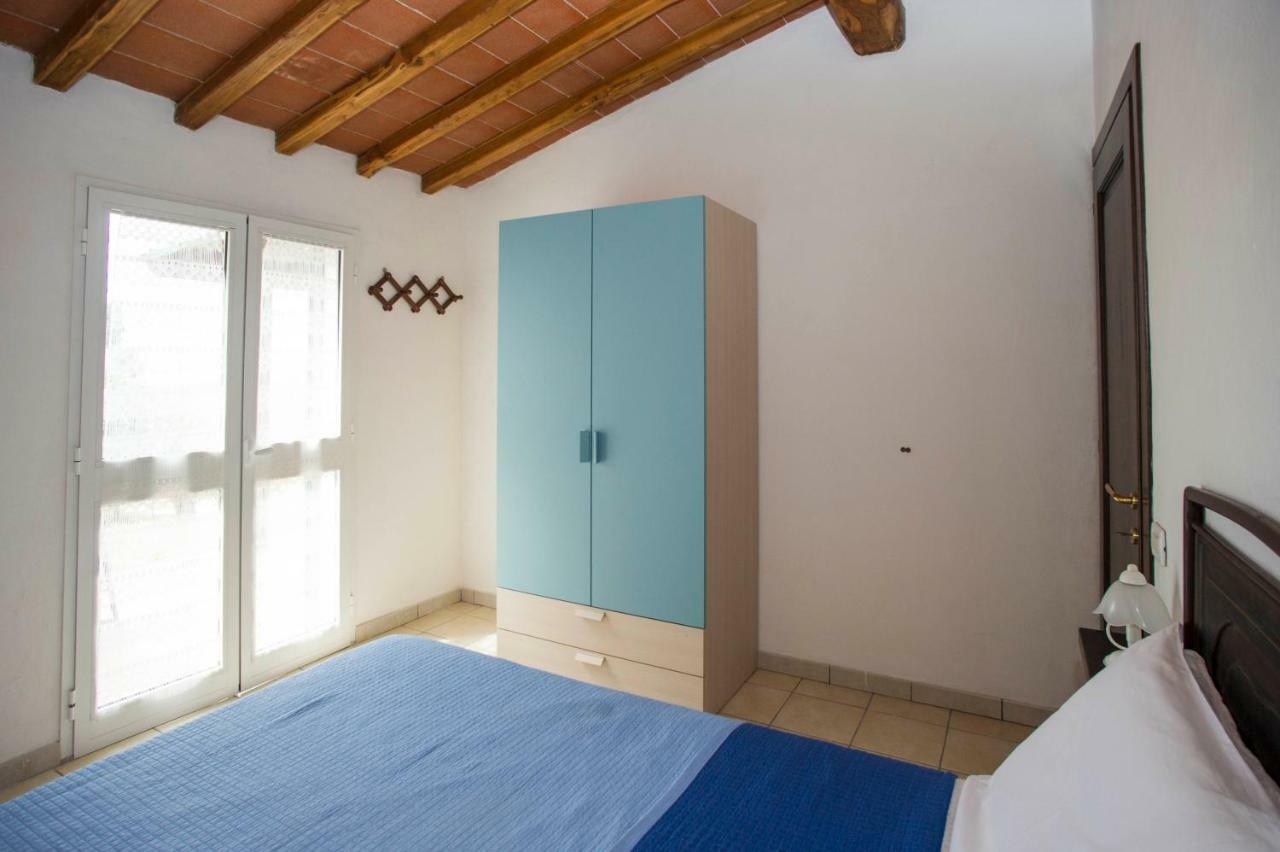 Il Poggio Marcuccio Aparthotel Лакона Екстериор снимка