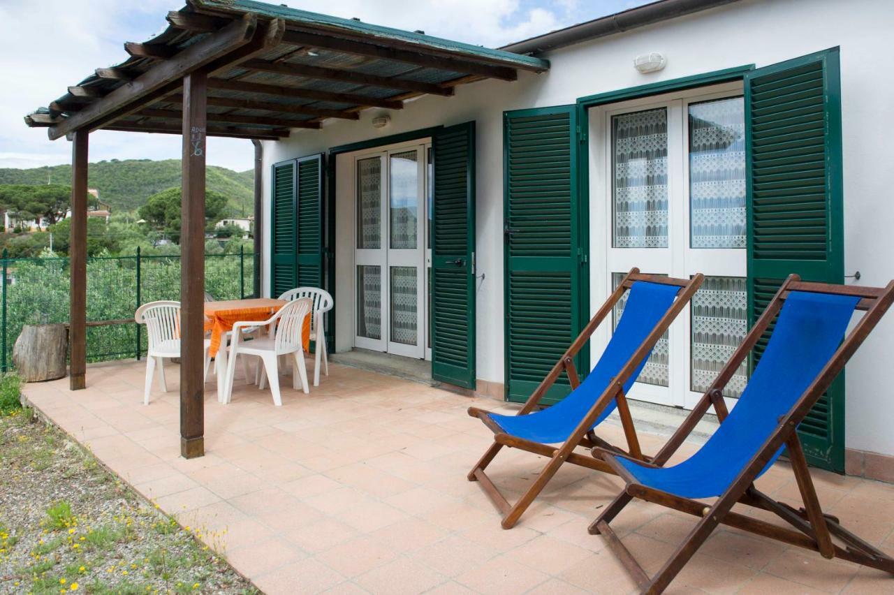 Il Poggio Marcuccio Aparthotel Лакона Екстериор снимка
