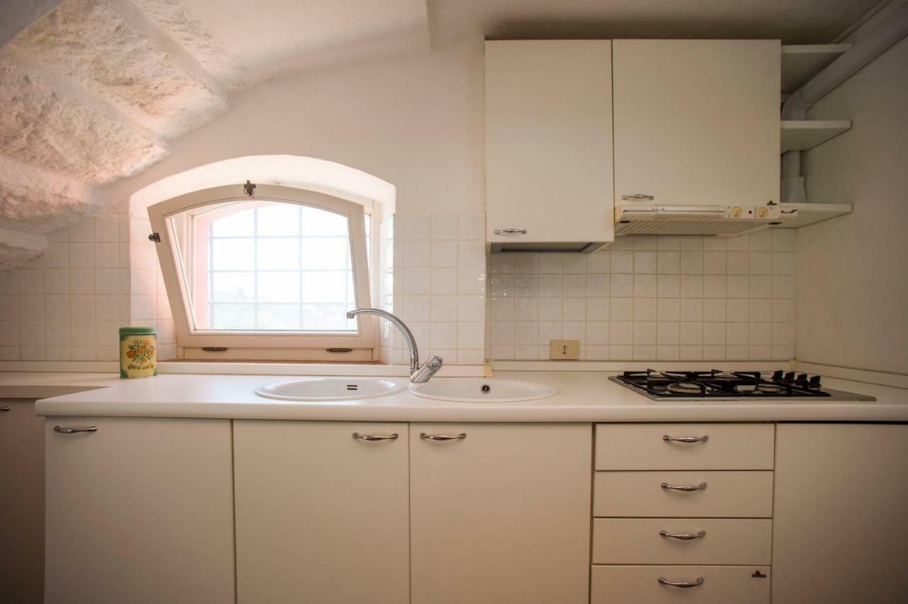 Il Poggio Marcuccio Aparthotel Лакона Екстериор снимка
